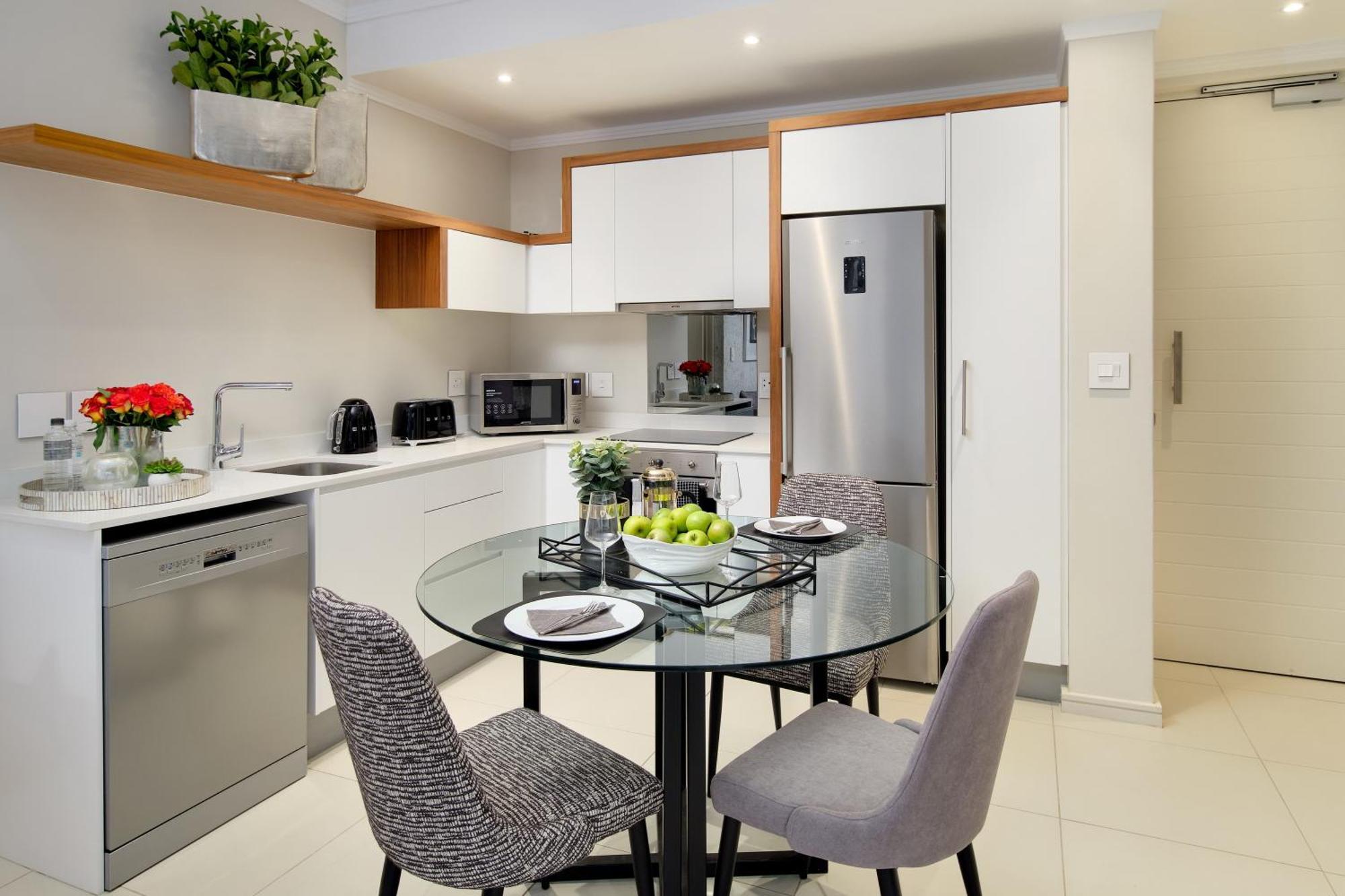 Sandton Apartment 15 West Road South Johannesburg Bagian luar foto