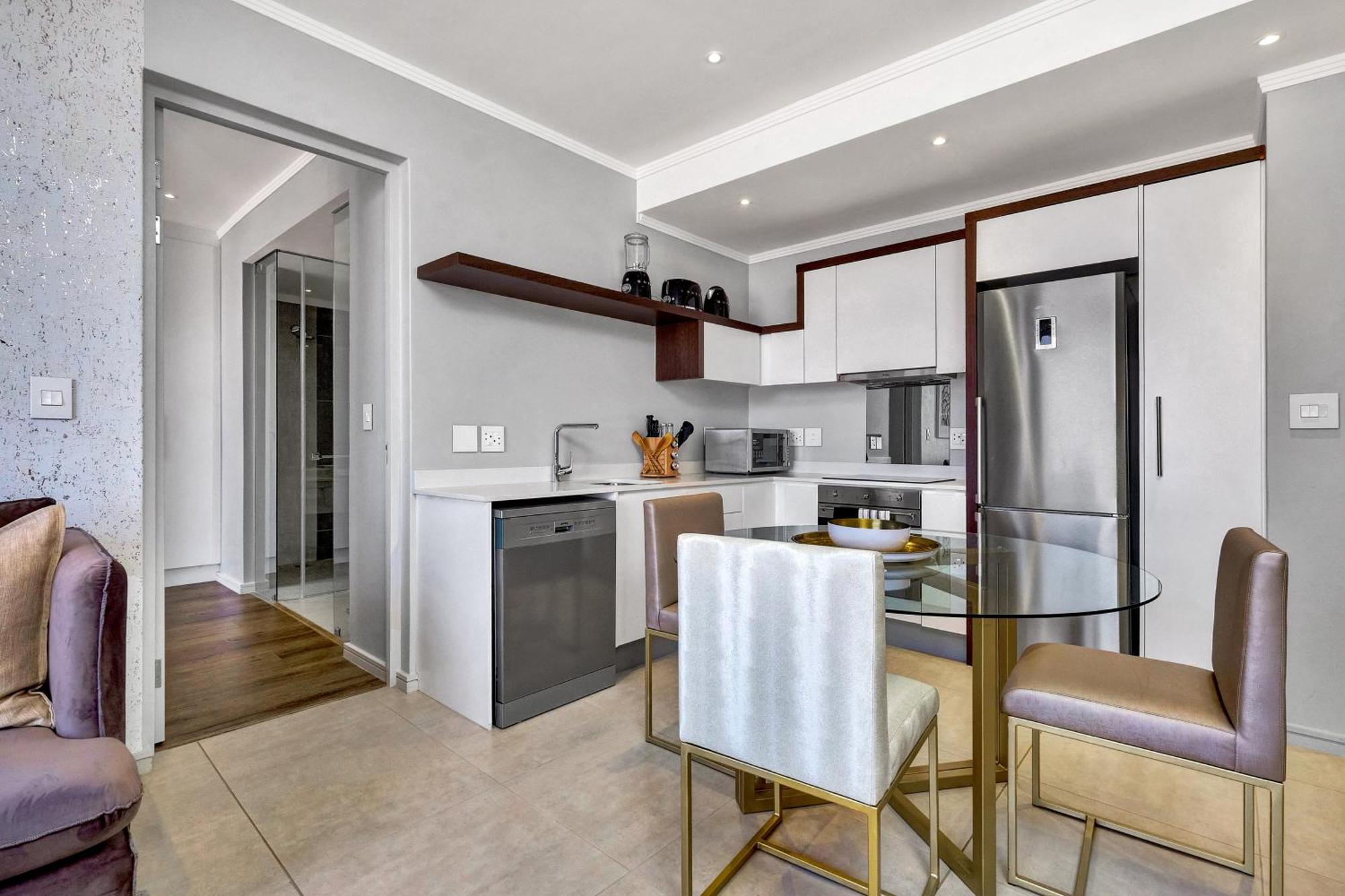 Sandton Apartment 15 West Road South Johannesburg Bagian luar foto